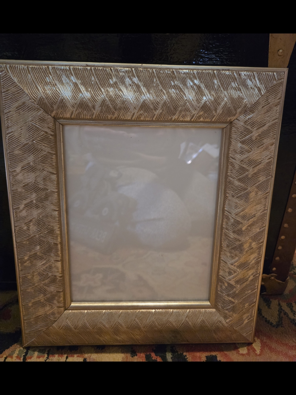Gold Textured Photo Frame - - Picture 2 of 6